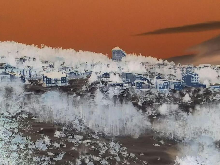 Paisible Maison Dans Les Pyrenees Fontpédrouse エクステリア 写真