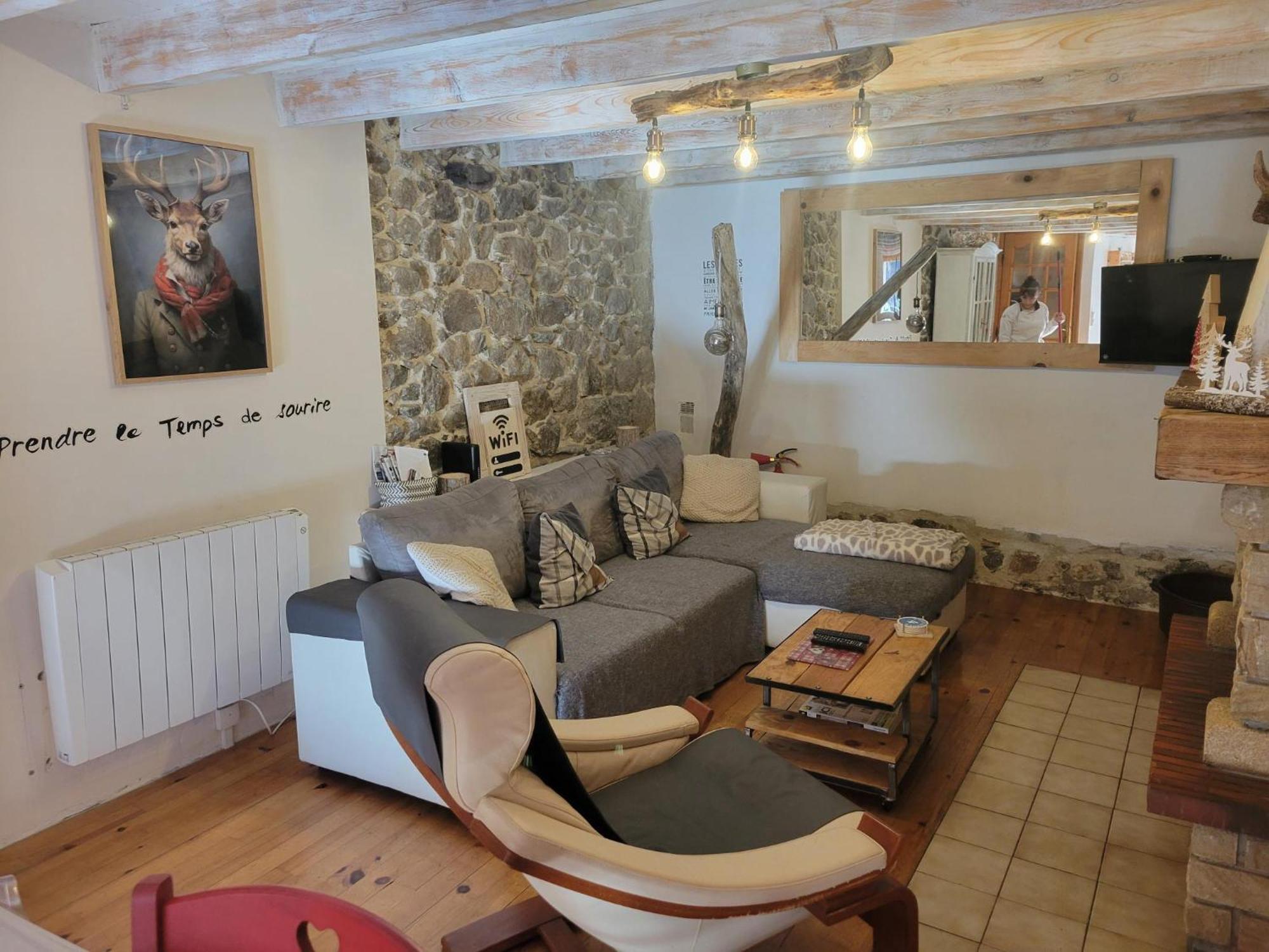 Paisible Maison Dans Les Pyrenees Fontpédrouse エクステリア 写真